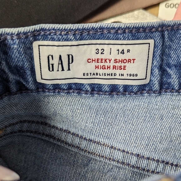 Gap High Rise Cheeky Distressed Medium Wash Denim Shorts - Picture 7 of 7